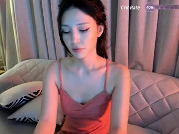 Бесплатный порно видеочат с девушкой hee_jin