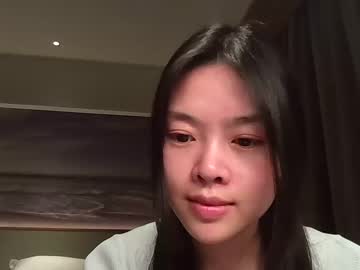 Бесплатный порно видеочат с девушкой xiaokeaime